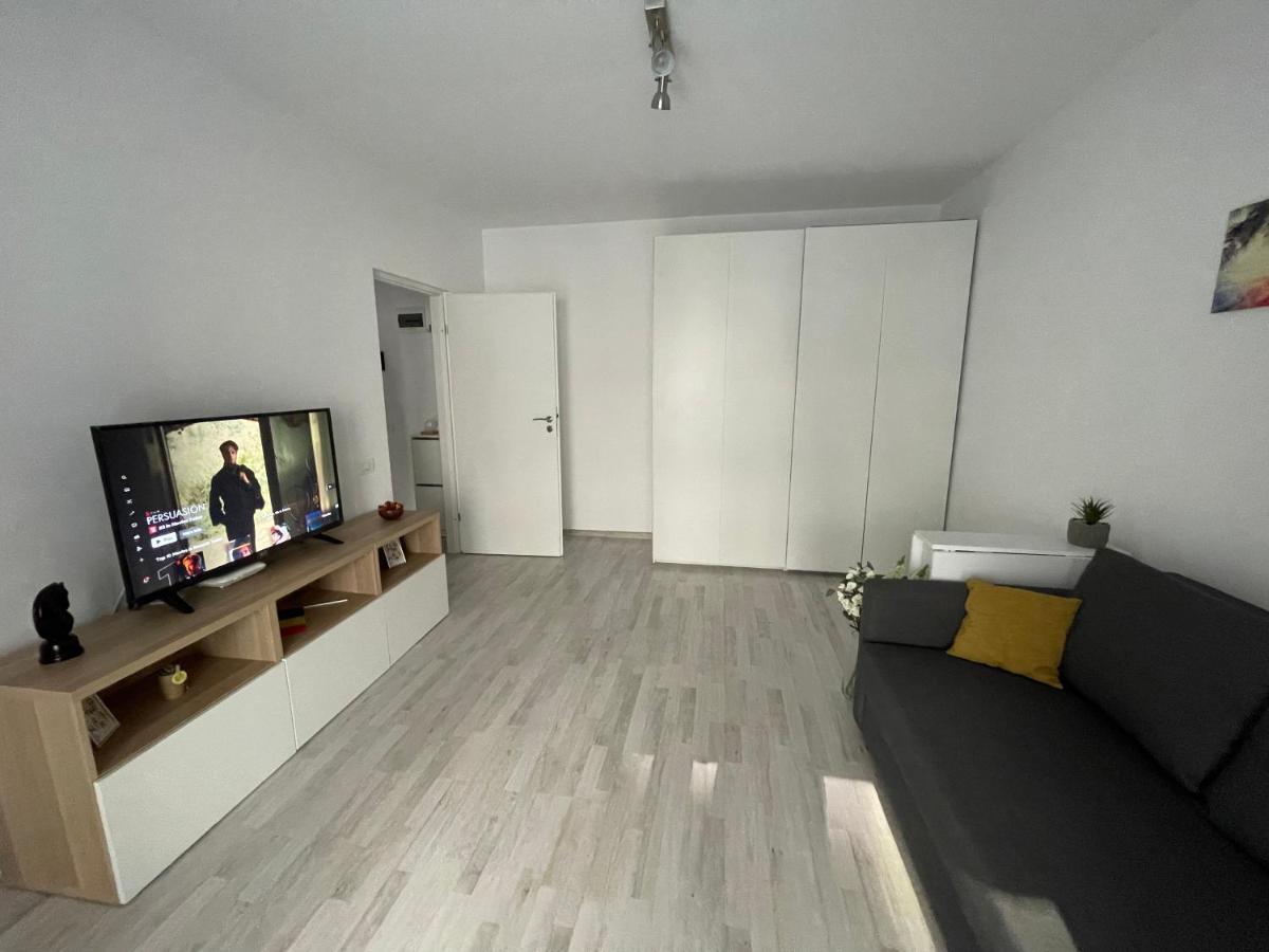 Pearl Luxury Near Presidential Palace Apartment Bucharest